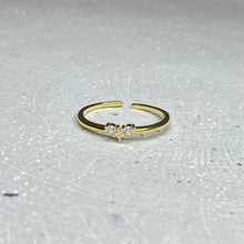 Lade das Bild in den Galerie-Viewer, Ring Zirkonia Heart
